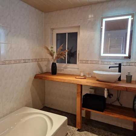 Haus Emma, Im Herzen Der Oberlausitz 펜션 *